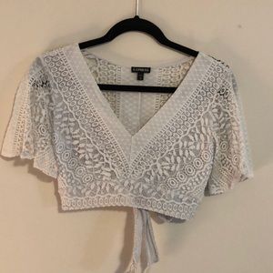 Cute white lace crop top! Perfect for vacations